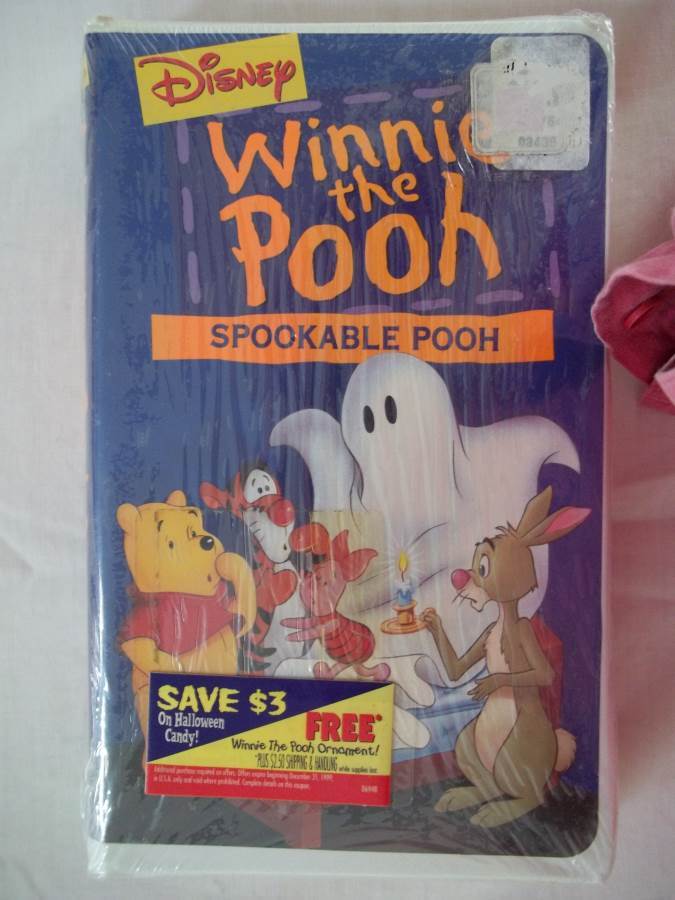 Disney WINNIE THE POOH Spookable Pooh VHS Clam Shell VHS Tapes