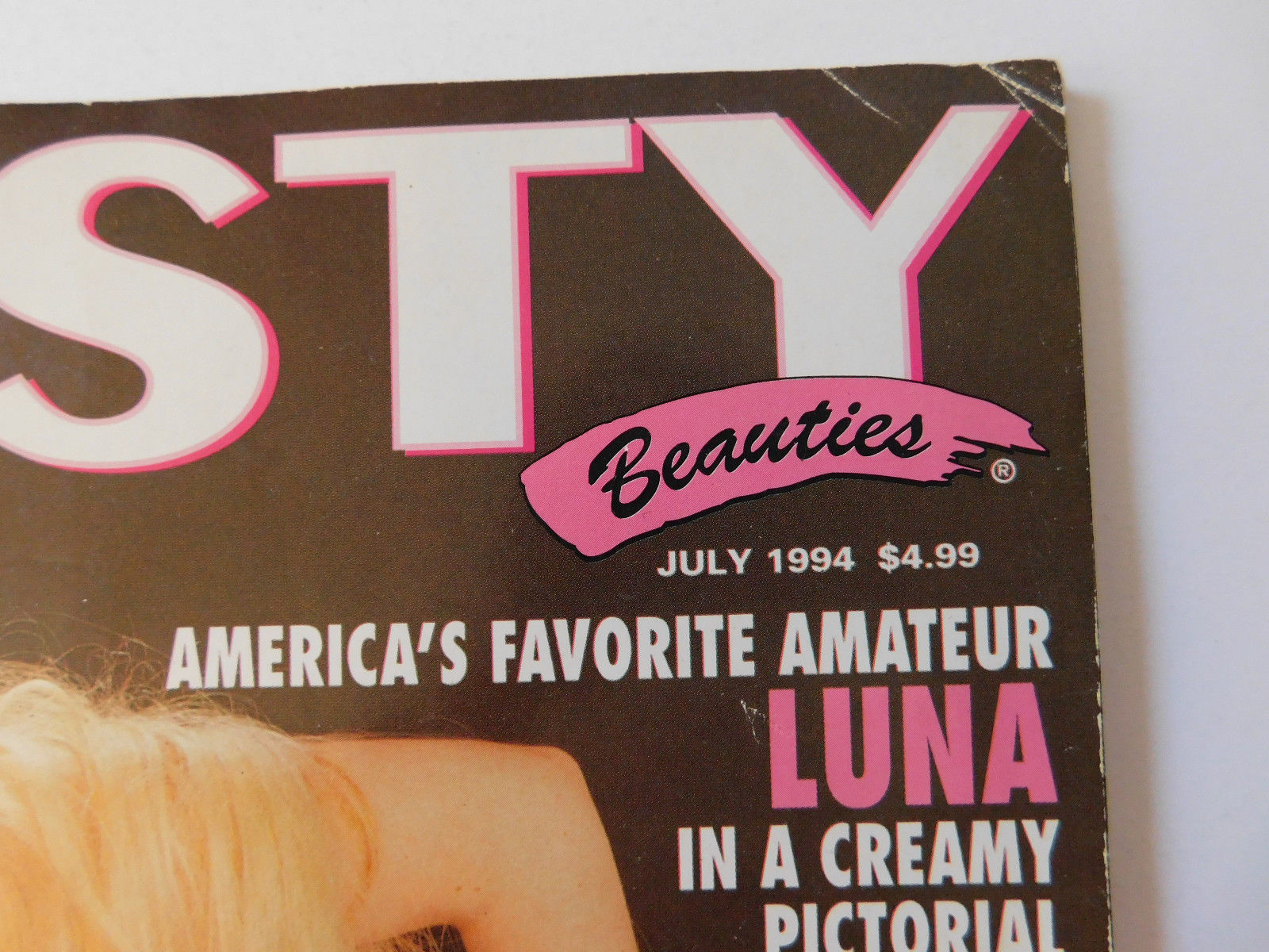 Hustler Busty Beauties Adult Magazine July Luna Jessie James