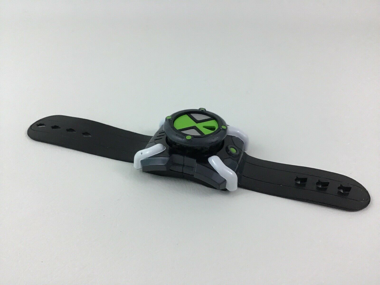 Ben 10 Original Omnitrix Watch FX Light Up Sounds Wrist Toy Bandai CN