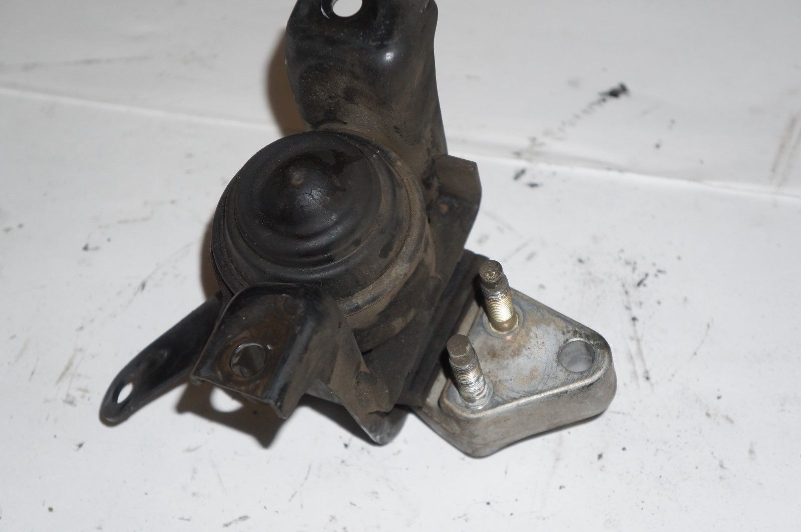 Toyota Celica Gt Zz Fe Passenger Right Engine Motor Mount Rh