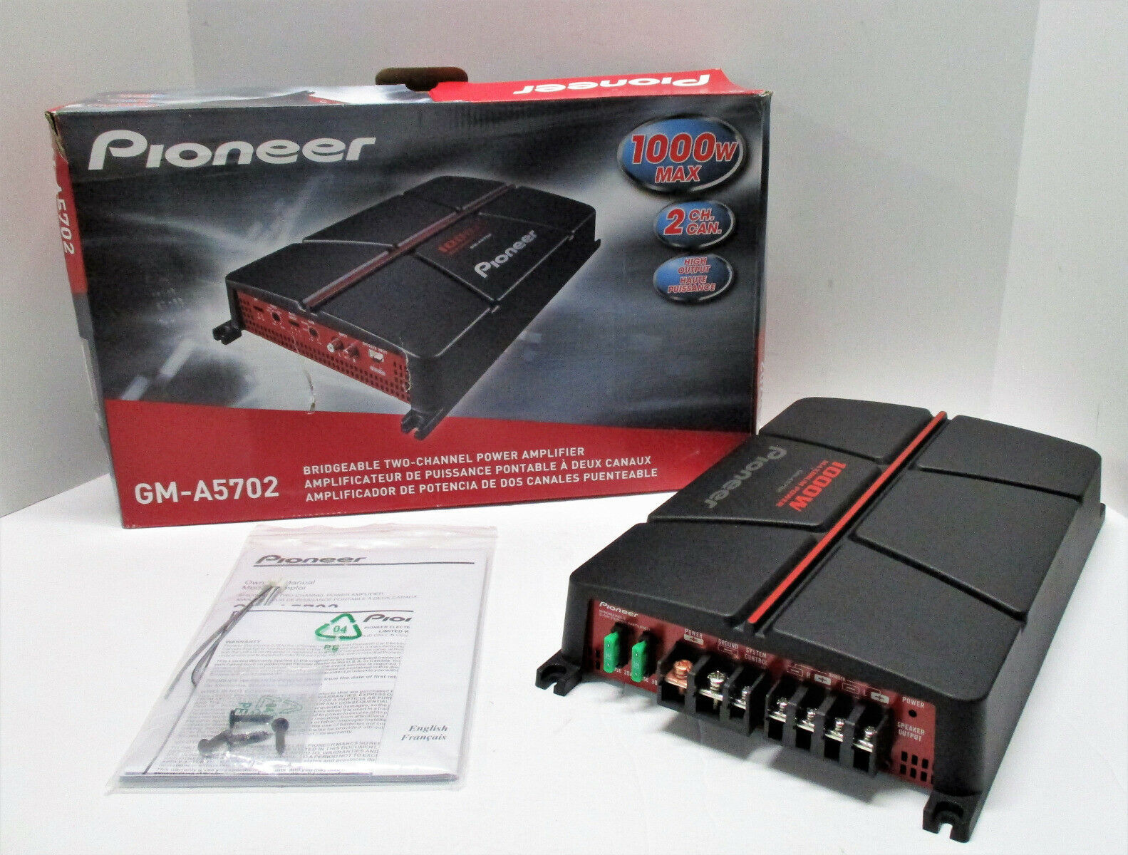 Pioneer GM A5702 Bridgeable Two Channel Power Amplifier 1000W Maximum