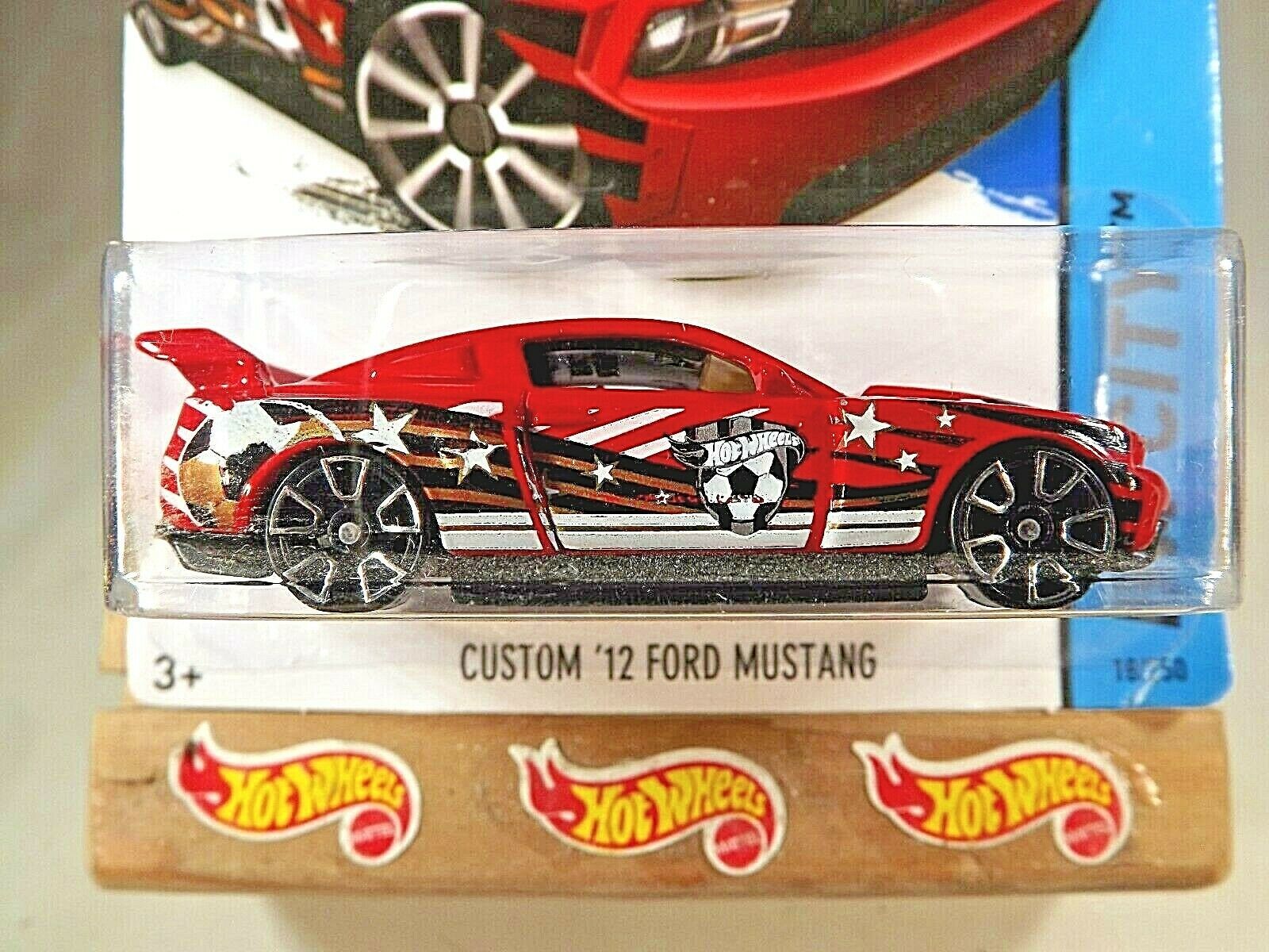 2014 Hot Wheels 18 HW City HW Goal CUSTOM 12 FORD MUSTANG Red Variant