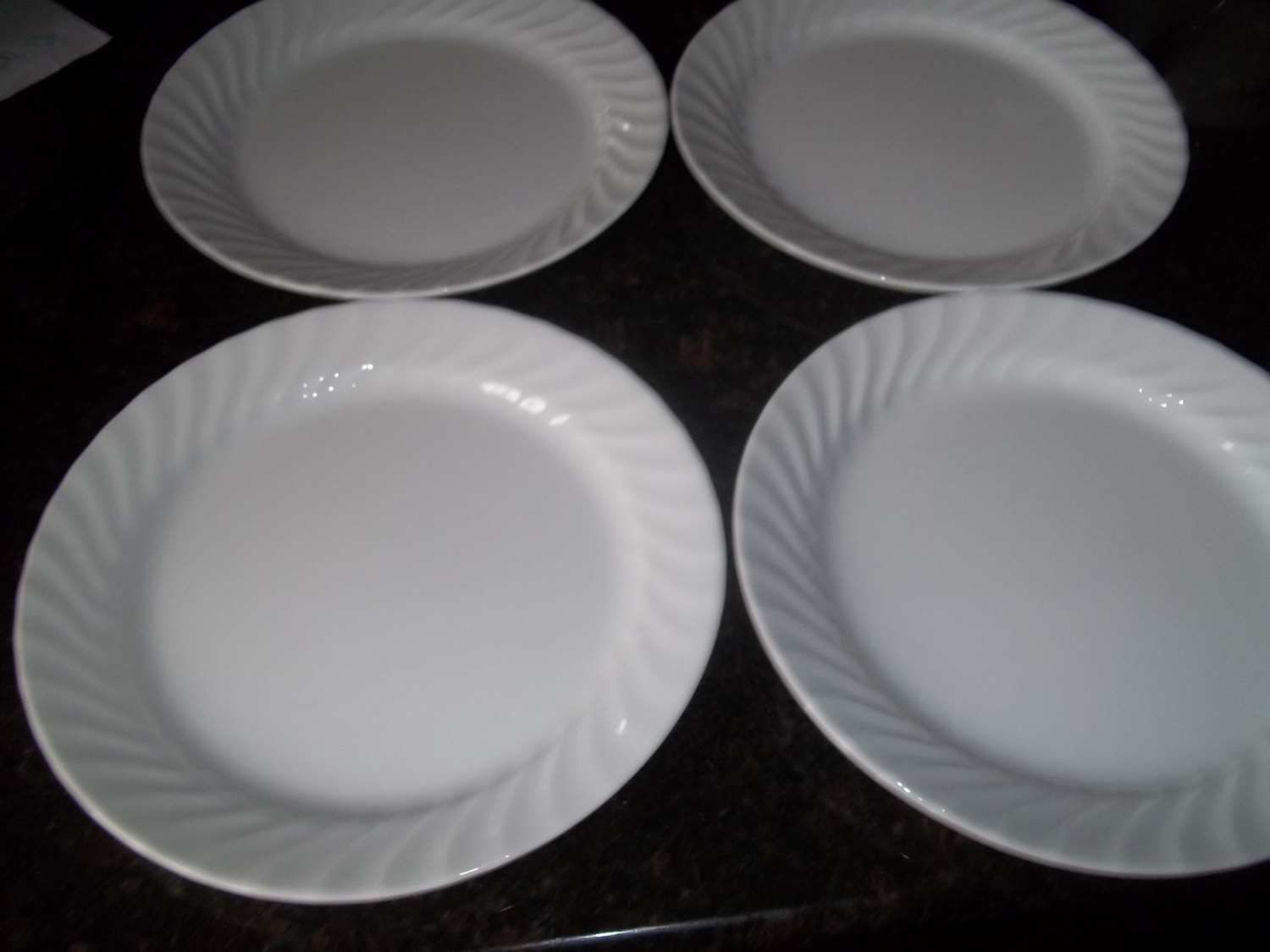 NWT 4 Corelle White Vive Enhancements Dinner Plates Discontinued