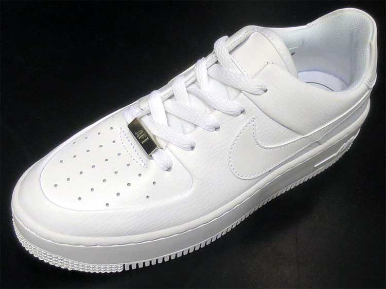 nike sage low white