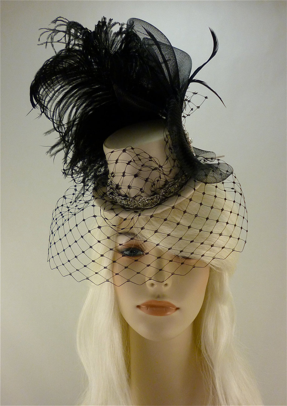 Bridal Mini Top Hat, Bridal Fascinator, Burlesque Top Hat, Mini Top Hat