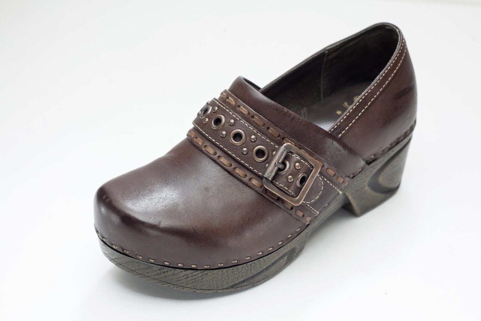 sofft clogs