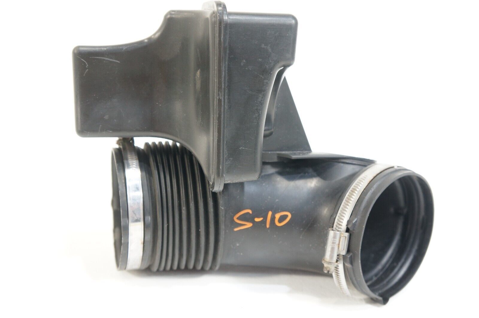 062010 bmw 328i 325i 330i e90 n52 air intake boot tube boot resonator