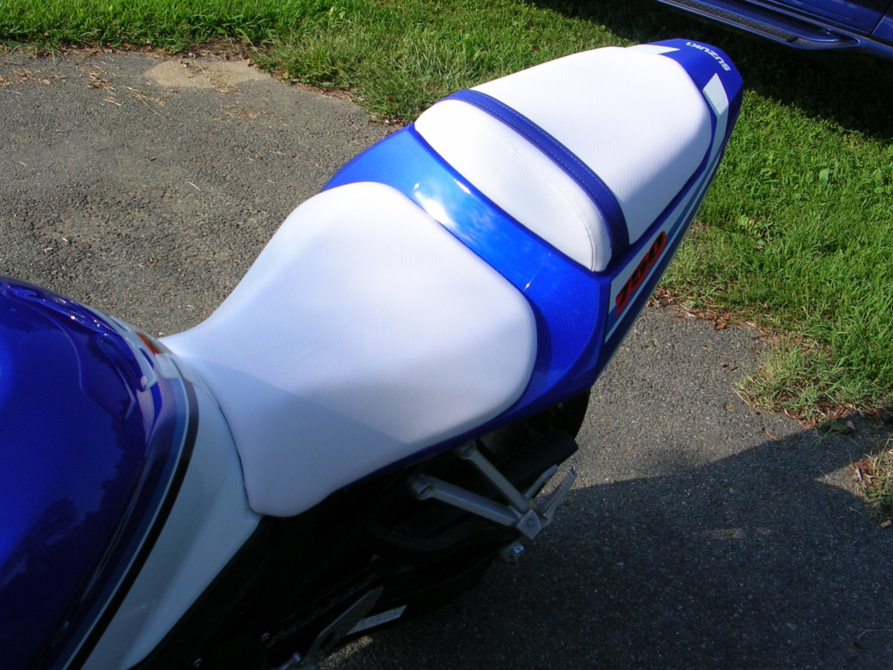 white motorcycle seat
