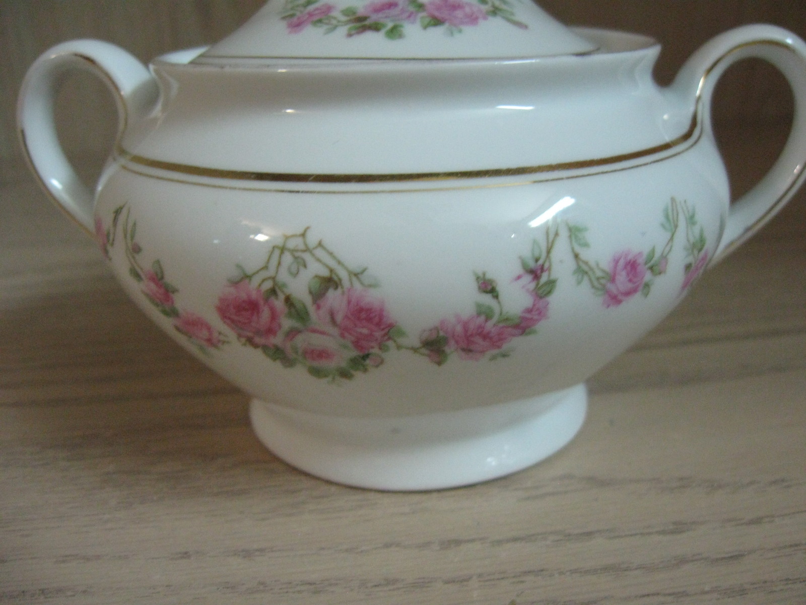 Bavaria 37 Sugar Bowl with Lid Pink Rose Swag With Gold Design Cream