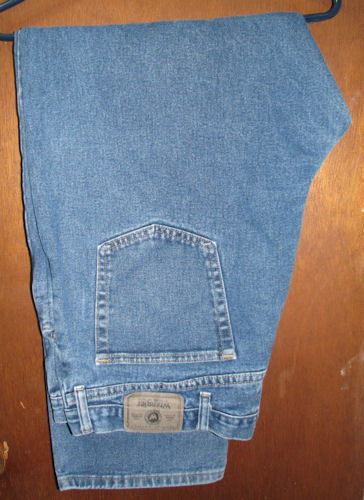 wrangler jeans 42 x 32