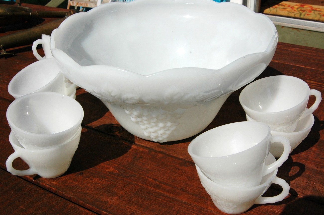 Vintage Milk Glass Punch Bowl Set MilkWhite