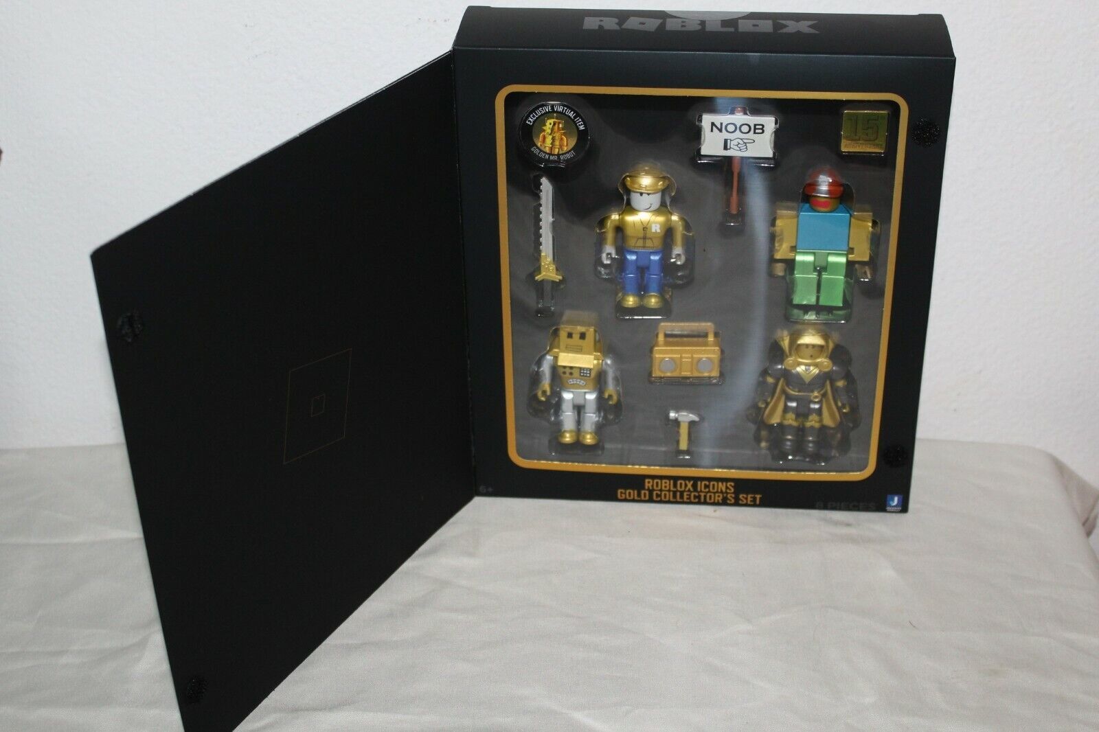 NEW Roblox Icons Gold *Virtual CODE* Golden Mr. ROBOT 15th Anniversary