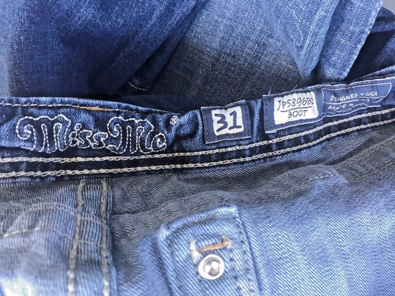 Buckle Miss Me Boot Jeans Size 31 