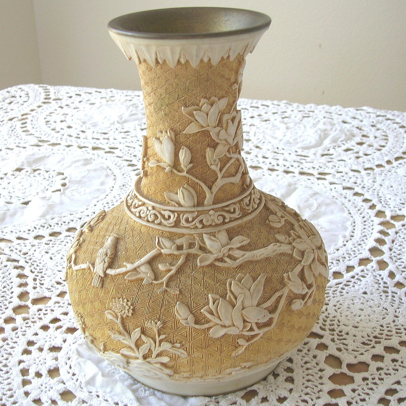 Antique Vintage Asian Carved Resin Lacquer Mosaic Vase Vases & Jars