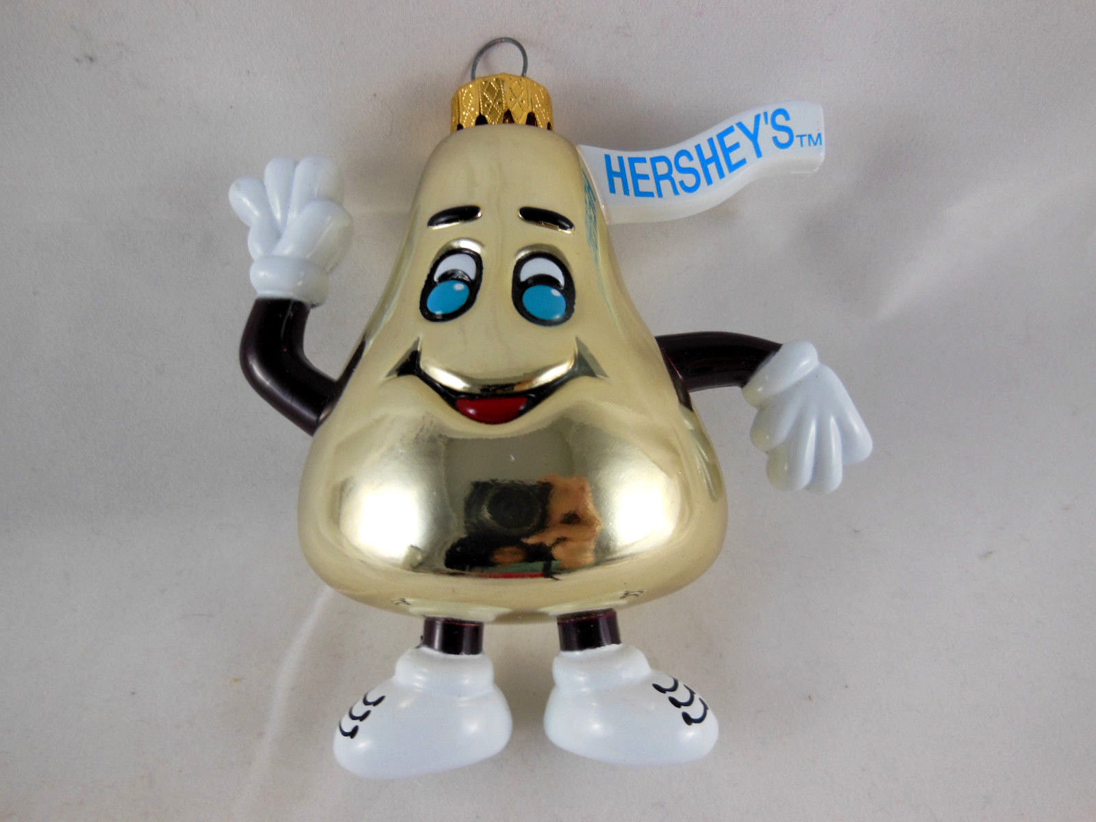 GOLD HERSHEYS KISS CHARACTER 4