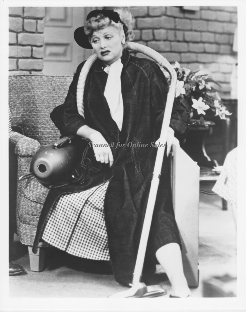 I Love Lucy Lucille Ball Vacuum Sales 8x10 Photo Black & White