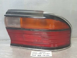 1989-1990 Mitsubishi Galant 2000 GTX Right Pass Oem tail light 45 5G3 - $37.04