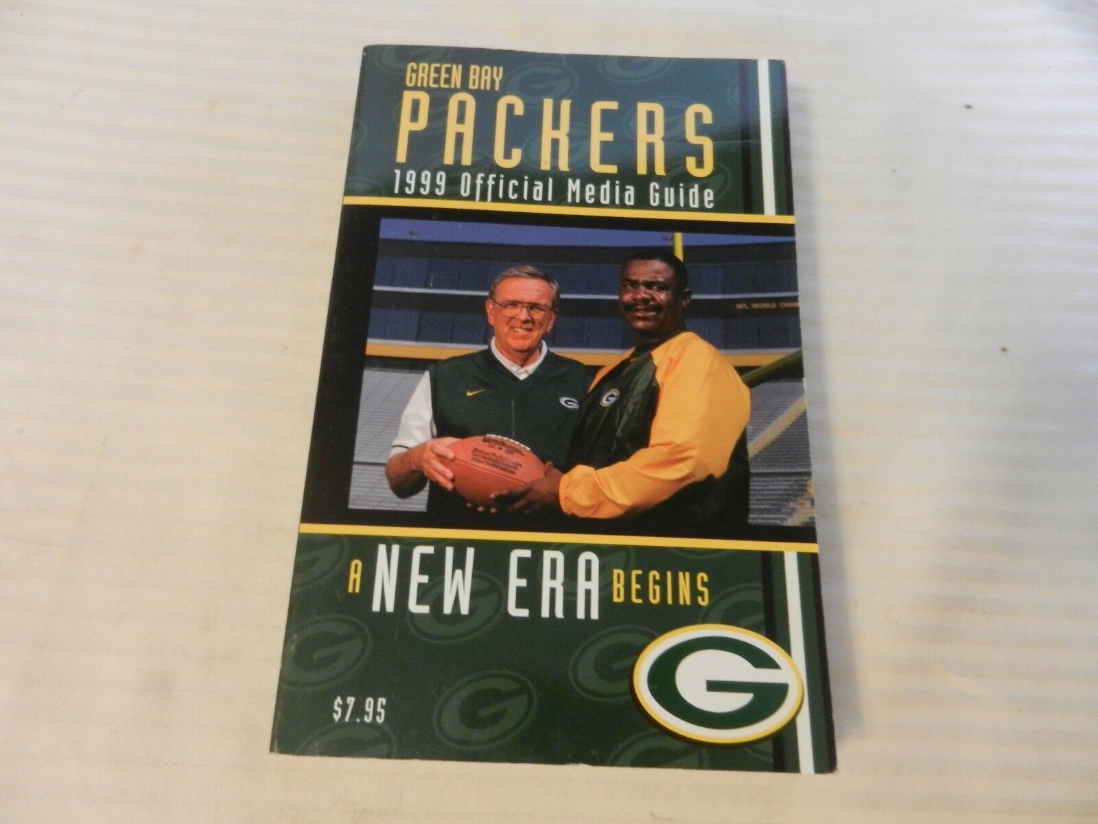 Primary image for 1999 Green Bay Packers Official Media Guide Book Ron Wolf, Ray Rhodes on cover