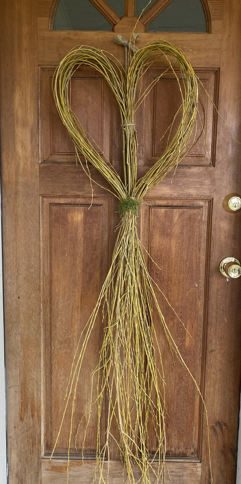 weeping-willow-heart-draped-heart-shaped-wreath-rustic-decoration