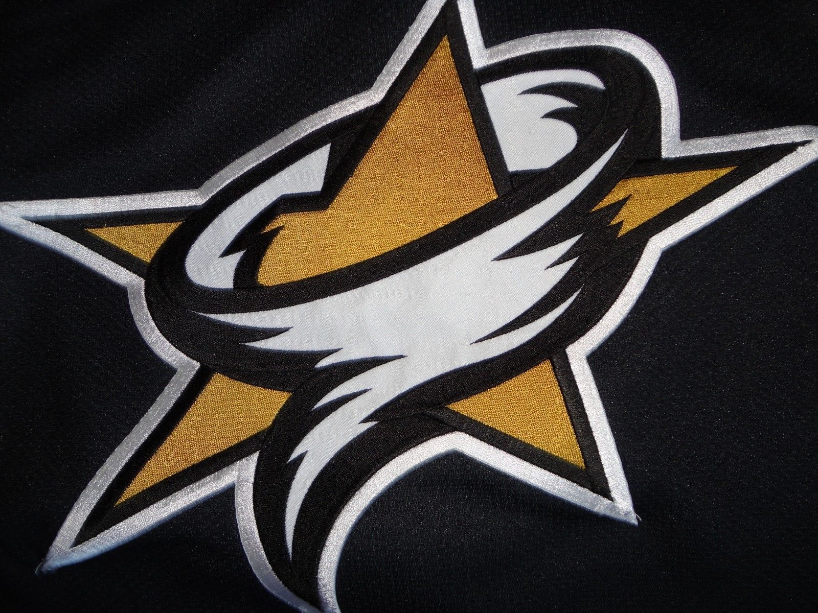 New Without Tags SEWN Texas Tornado Minor League Hockey NAHL Youth M