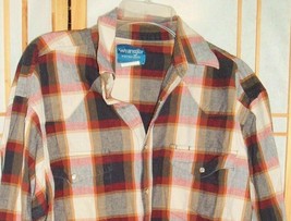 Vintage Western Shirt Men&#39;s Wrangler Plaid Cowboy snap front long sleeve... - $17.81