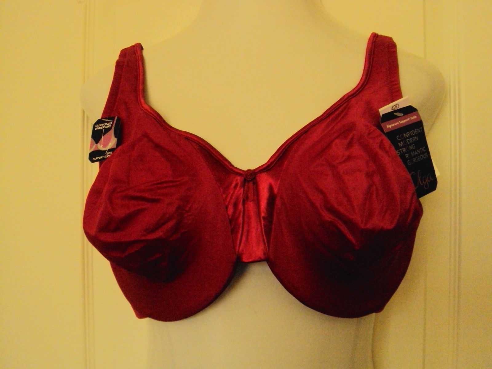 Olga Signature satin support Underwire Bra Red (561) Size 42D Style