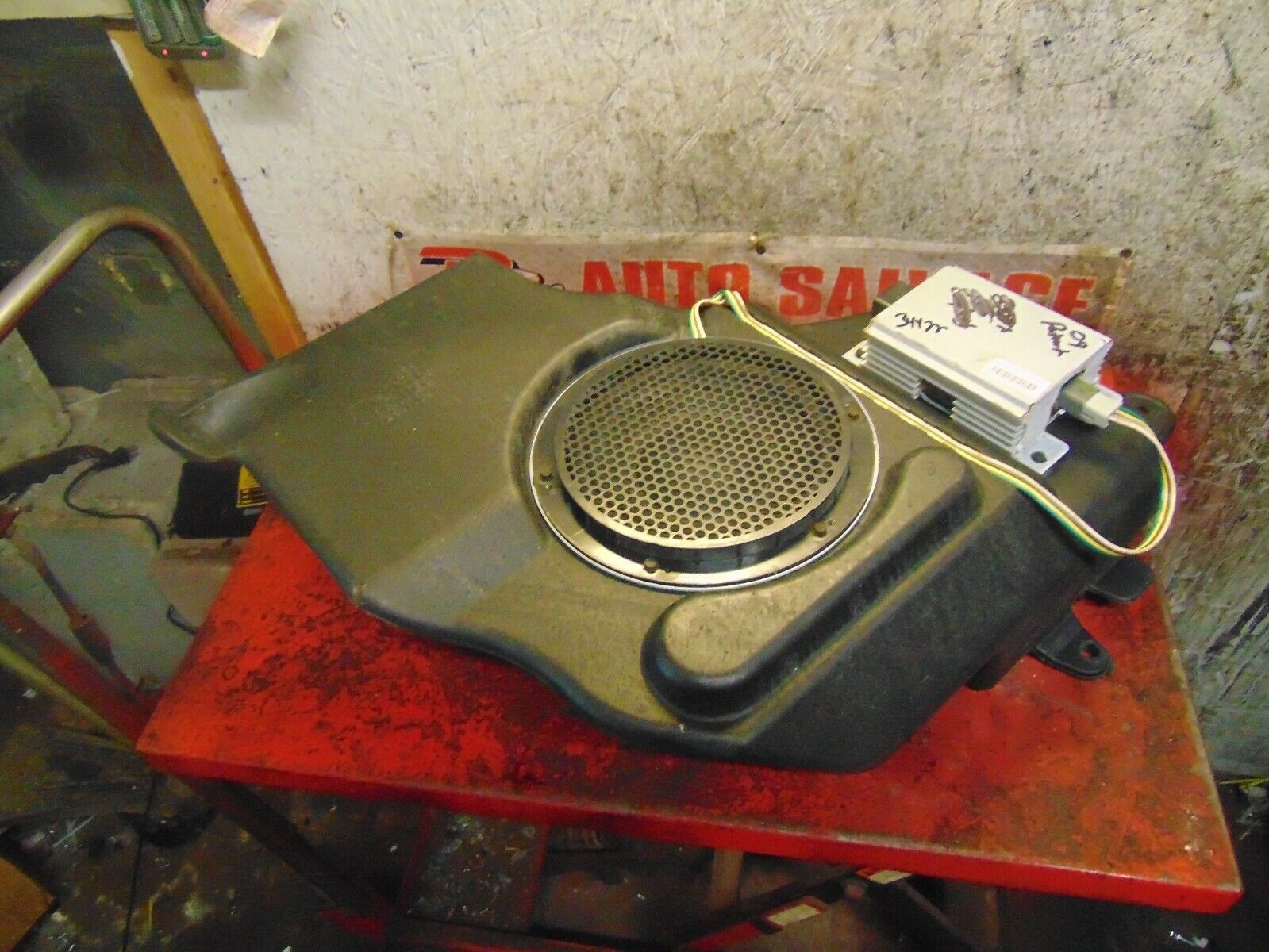 07 08 09 Jeep Patriot Compass oem factory sub woofer subwoofer speaker