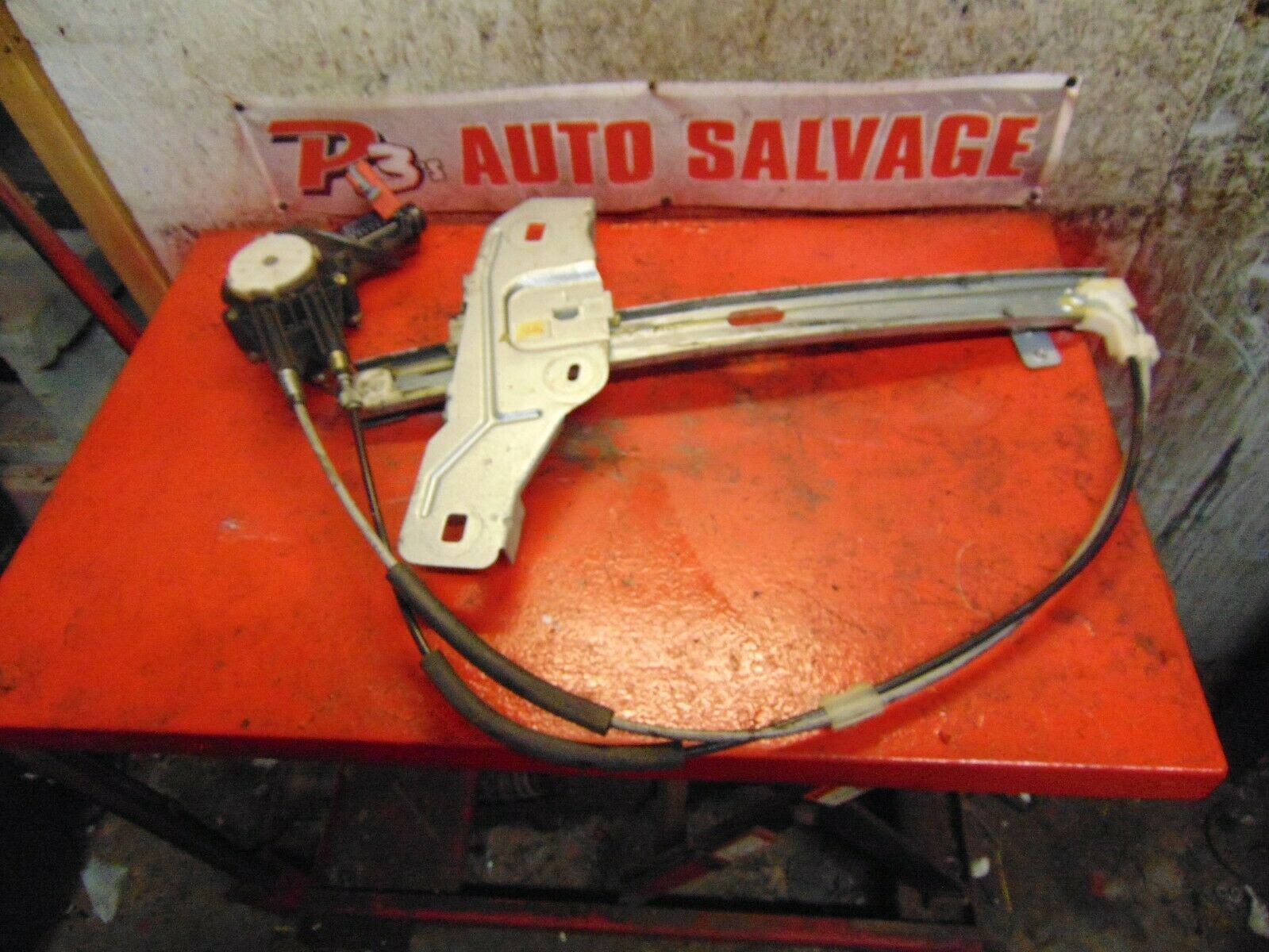 91 93 92 Chrysler Imperial New Yorker right front power window motor