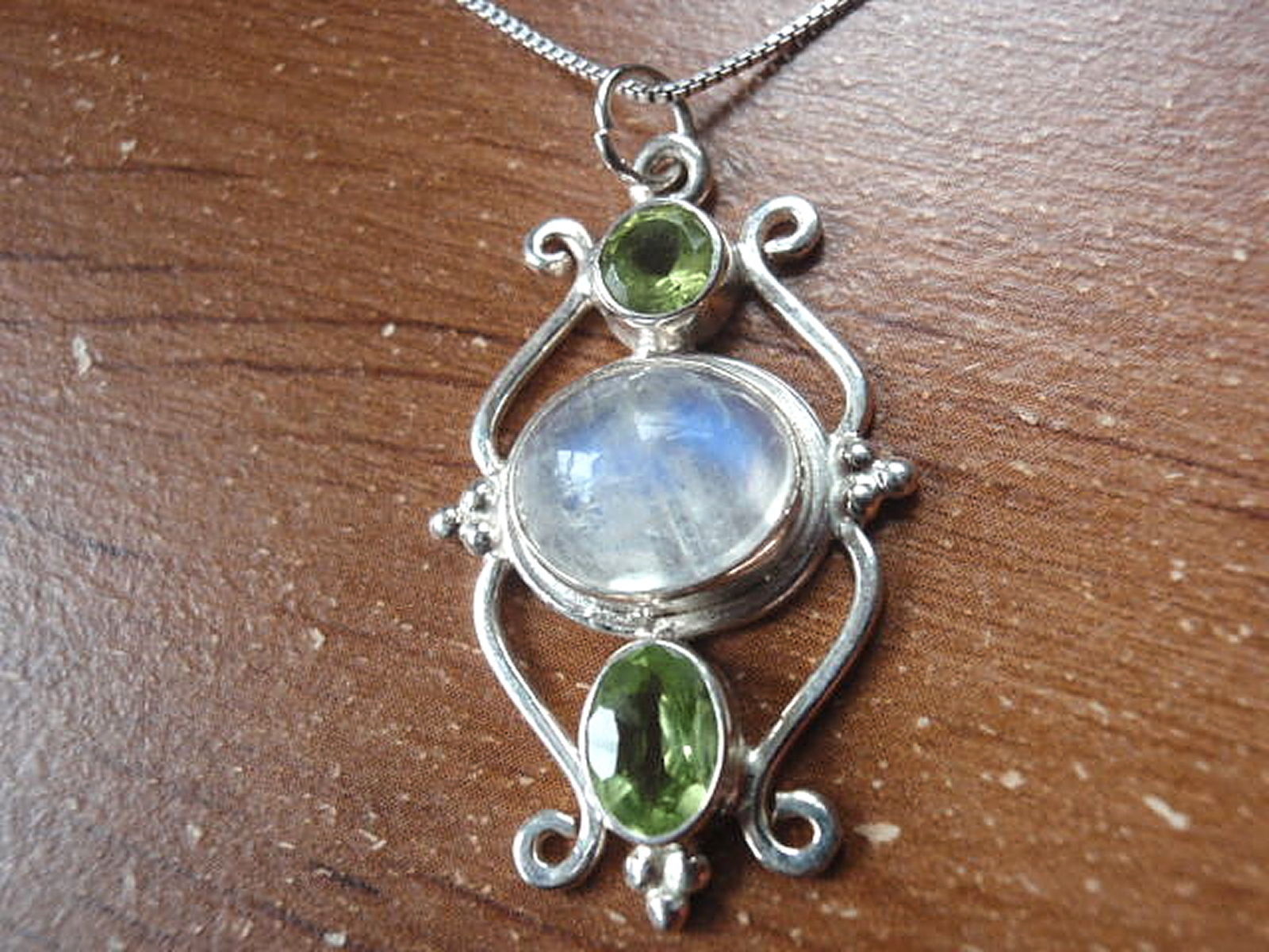 Cultured Pearl and Moonstone 925 Sterling Silver Pendant Corona Sun Jewelry