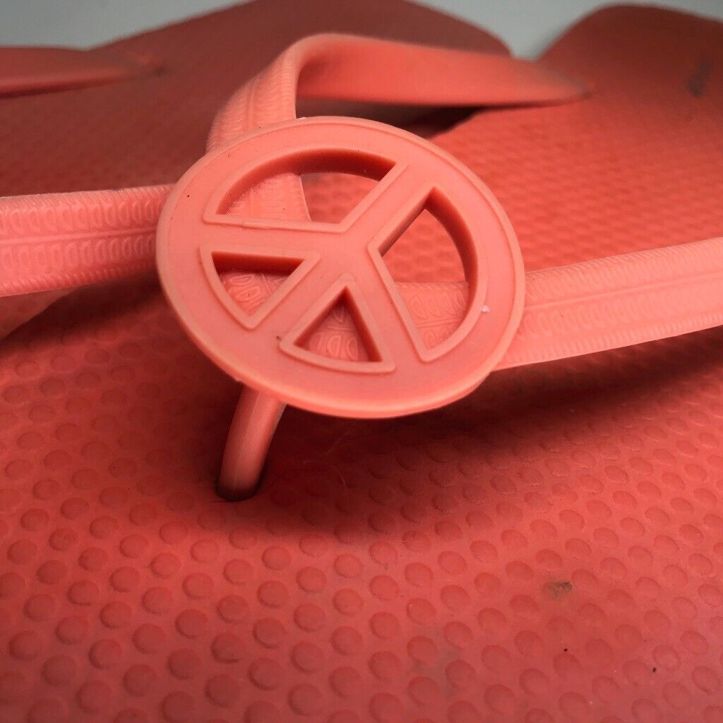 Primary image for ☮︎  Peace Sign Flip Flops; Old Navy Women's Size 9-10 Orange/Salmon✌️Symbol ☮️