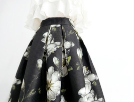 Black Floral Skirt Outfit, Womens Black Pleated Midi Skirt,Plus Size High Waist  image 7
