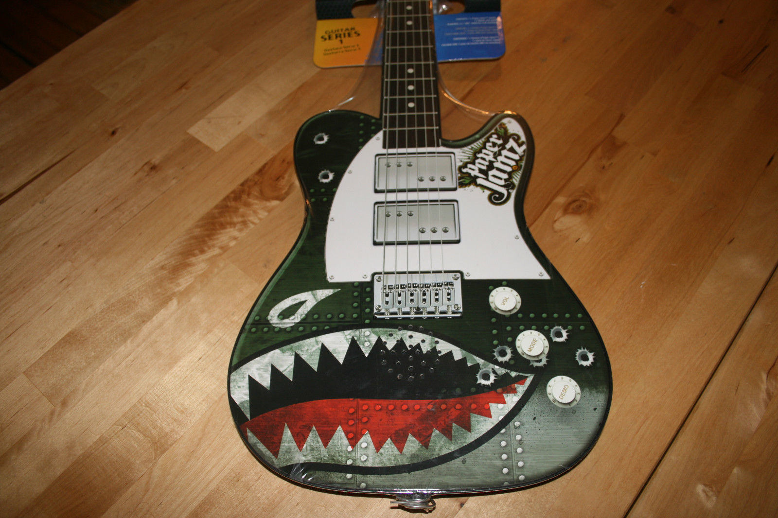 New 2009 Paper Jamz Guitar Wow Wee Instant Rock Star Series 1 Style 3