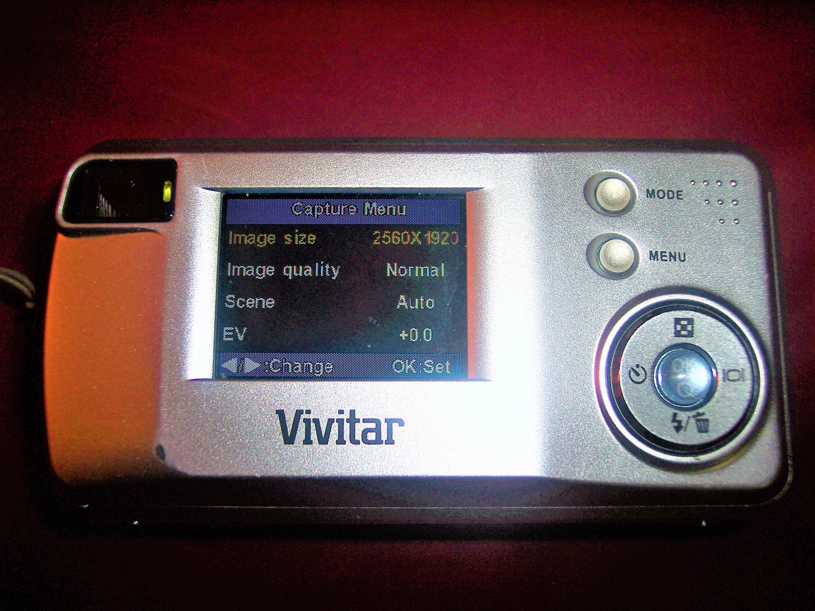 Vivitar Vivicam 3915 5.0 MP Digital Camera With 2 X Digital Zoom