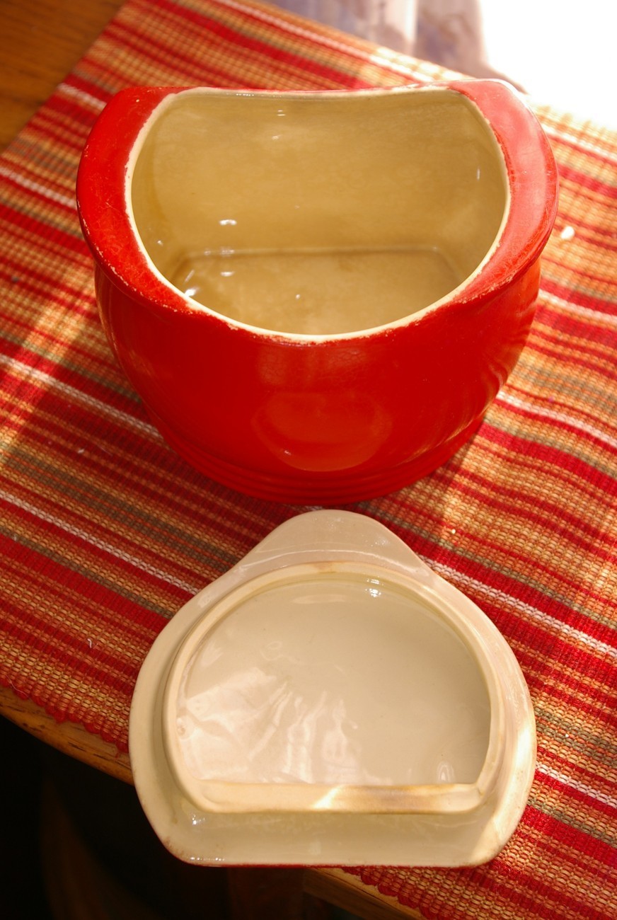 Vintage Universal Cambridge Oven Proof Pottery Bowl w/Lid Universal