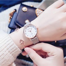 E simple women quartz watch with vintage leather band 2019 lovely design luxury women s thumb200