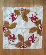 Vintage 40s Crewel Embroidered Floral 22&quot; Square Pillowcase #3091 - $20.00