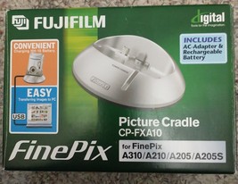 Fujifilm FinePix PIcture Cradle CP-FXA10 Charge Camera & Transfer Photos - $6.97