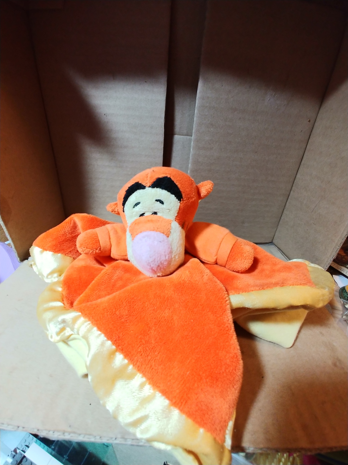 Disney Tigger Security Blanket Orange with Yellow Satin Edge with