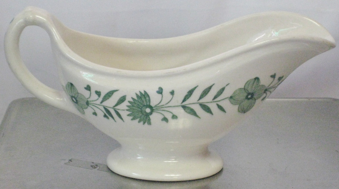 Walker China Ivory Gravy Boat Vitrified Bedford Ohio 933 Green Design