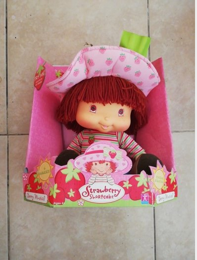 strawberry shortcake talking doll