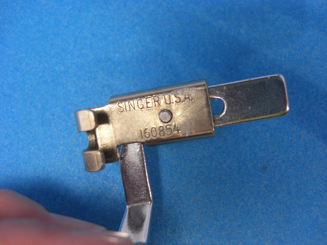 Singer 160854 Sewing Machine Zipper Foot Attachment RM1 Feet
