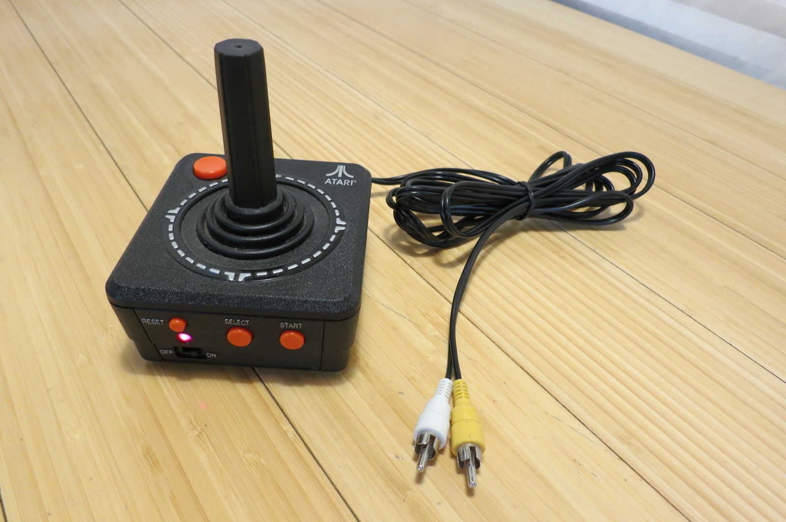 Jakks Pacific Atari Plug N Play Game 2002 TV Games Video Game System 