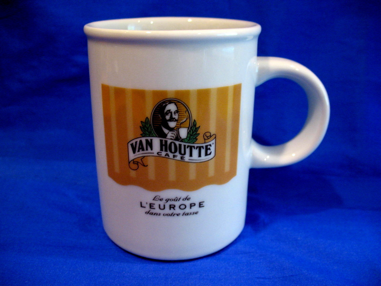 Van Houtte Cafe Coffee Mug Tea Cup A Taste of Europe Souvenir