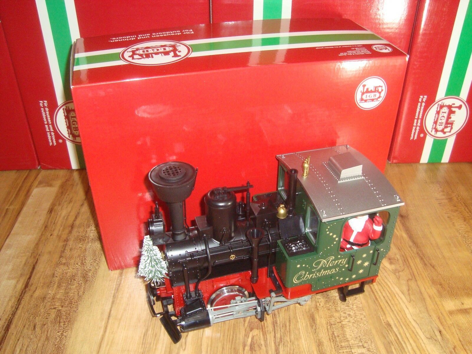 LGB 20215 GREEN CHRISTMAS STAINZ STEAM LOCO WITH SMOKE LIGHTED TREE ...