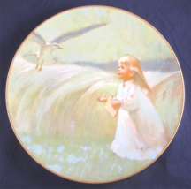 A Friend In the Sky Plate By Thornton Utz 1st Issue In Precious Moments Series  - $10.00