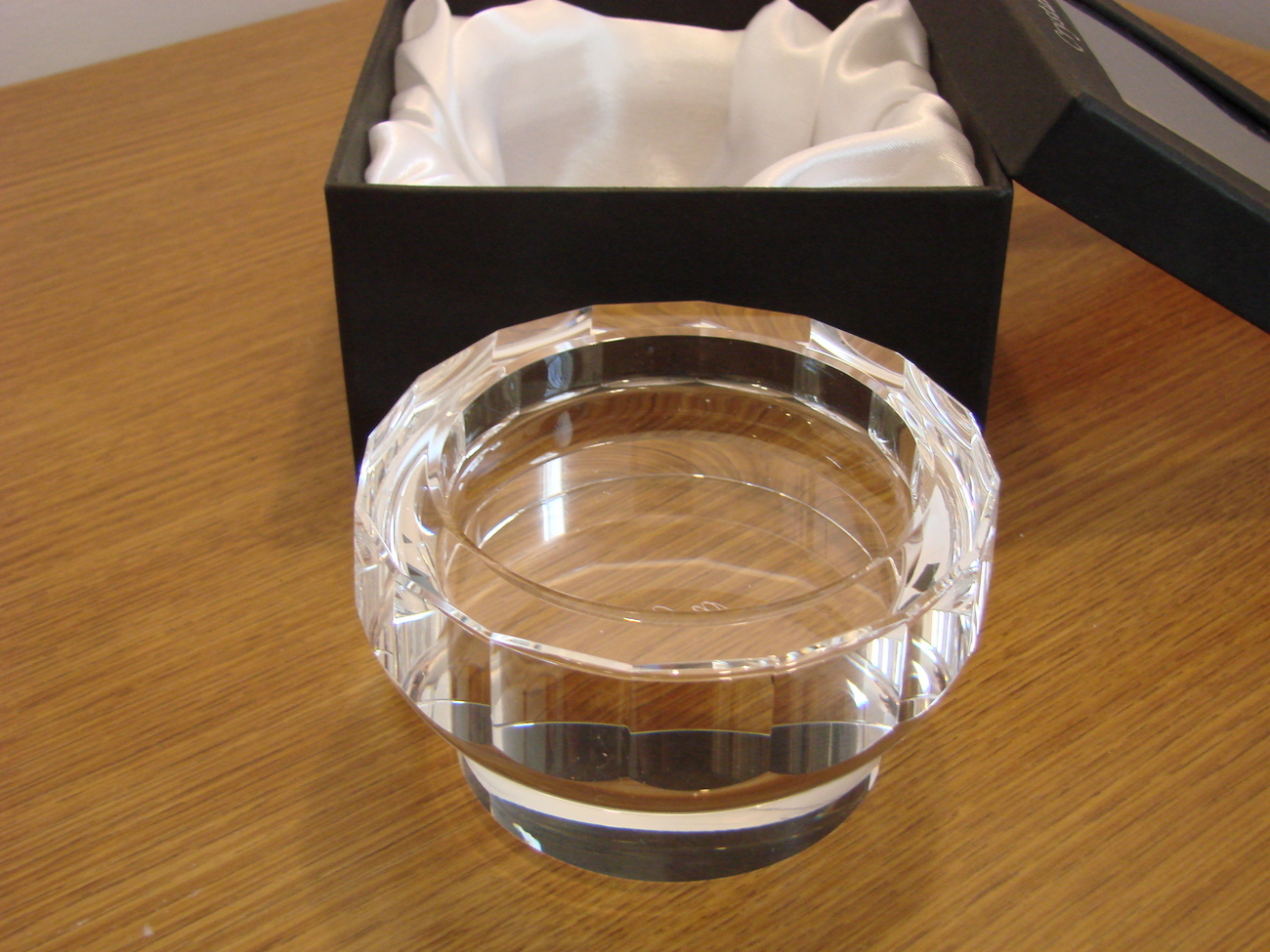 Oleg Cassini Crystal Pillar Candle Holder Julia NEW IN BOX Candle