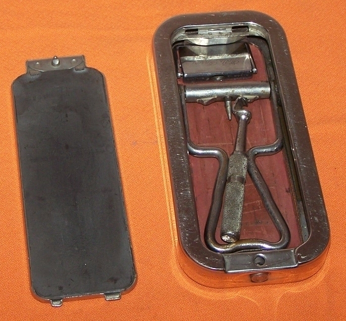 Vintage 1927 Rolls Razor Blade Sharpener Rare Strops, Sharpeners