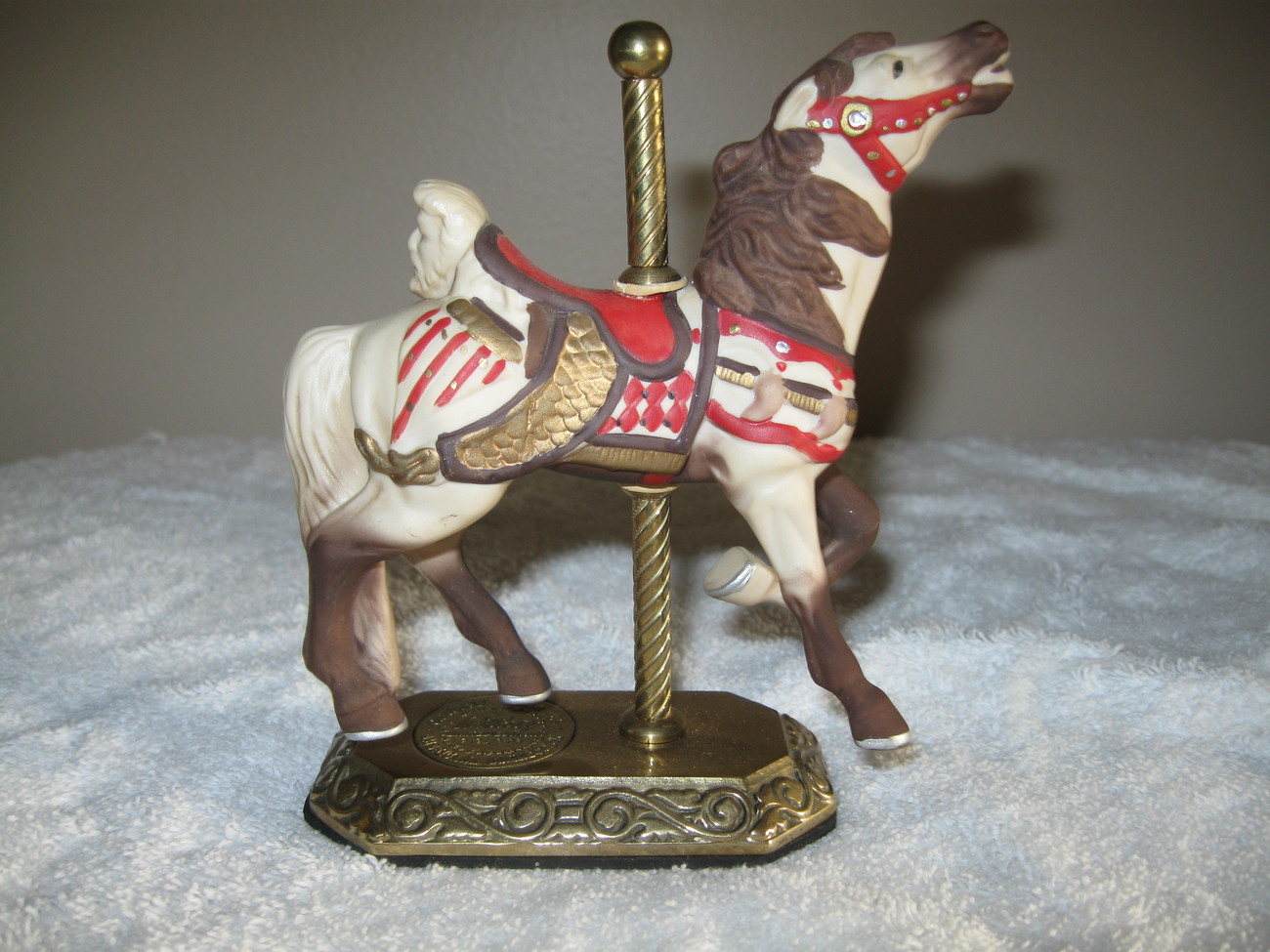 Willitts Limited Edition Carousel - Collectibles