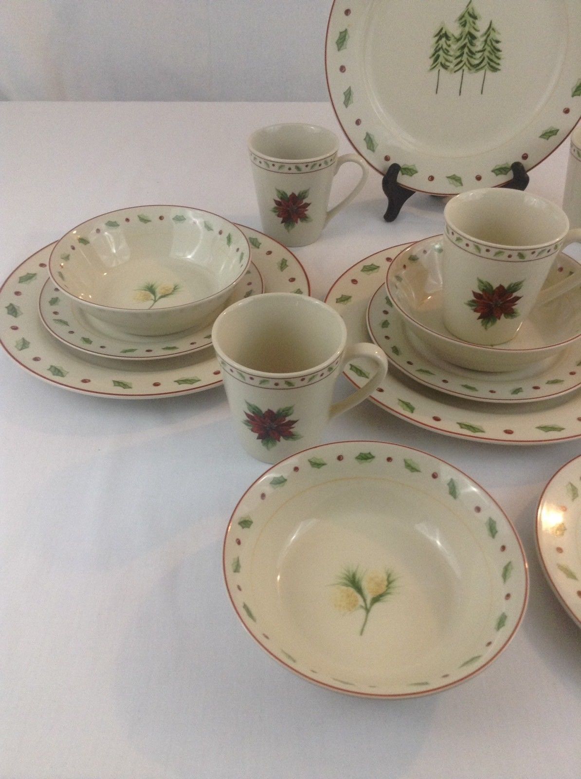 Merry Brite Christmas Dishes 