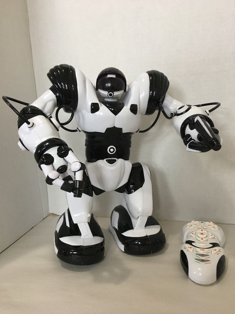 WowWee Robosapien Toy White/Black Remote Robot - 1970-Now